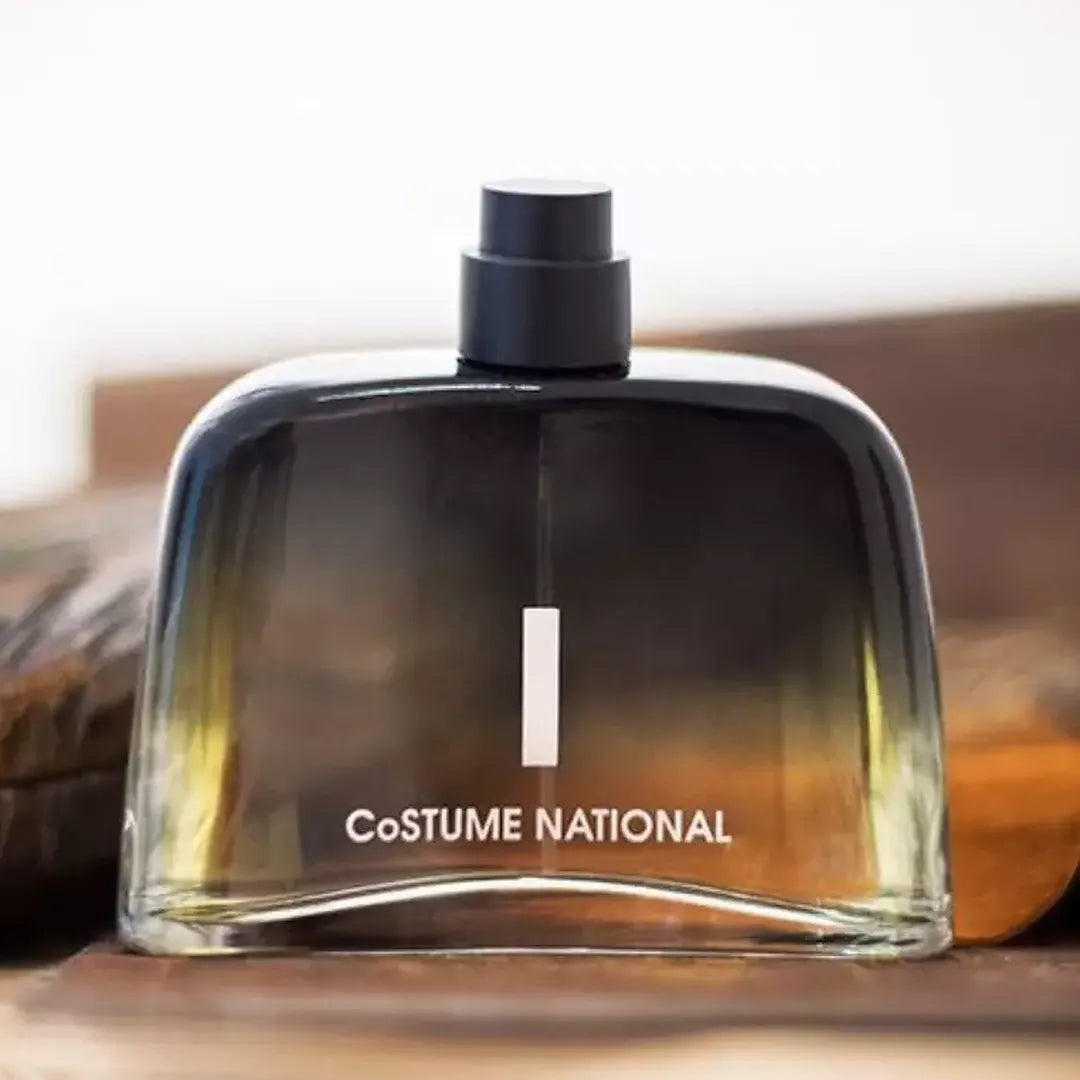 Order Costume National online - Cosmonde